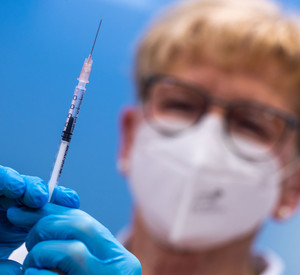 Coronavirus - Impfstart in Schulen und Kitas