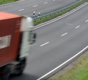 Bundestag will Ausweitung von Lkw-Maut beschlie�en