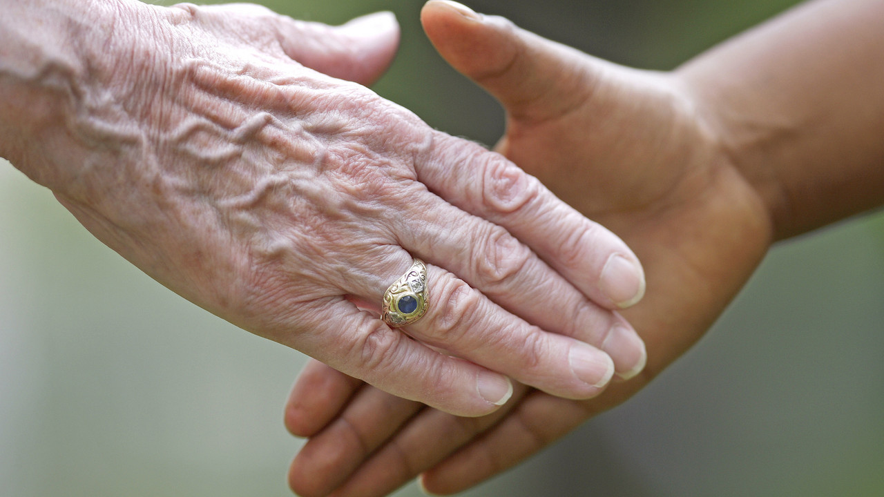 Begr��ung per Handschlag